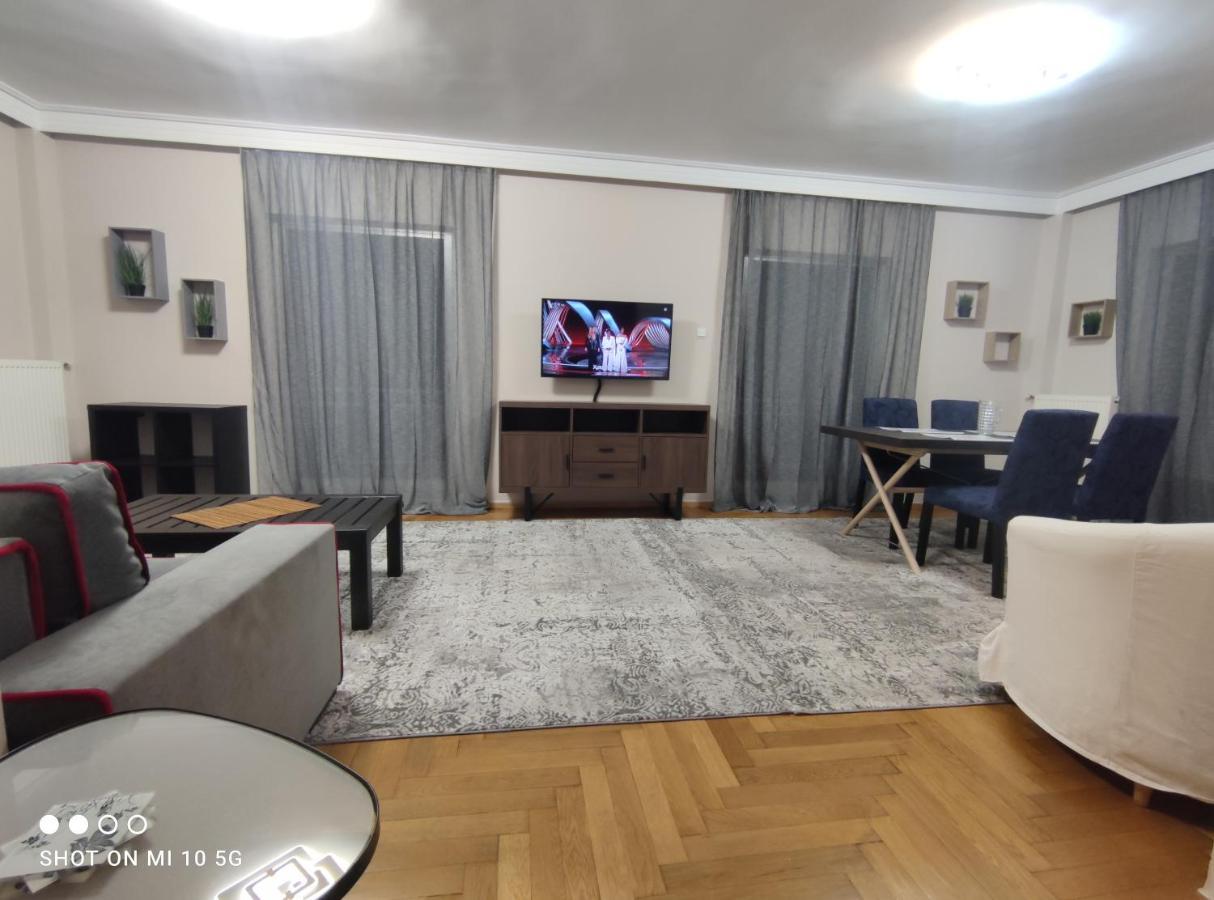 Cozy Apartment Near The Sea In Palaio Faliro Athènes Extérieur photo